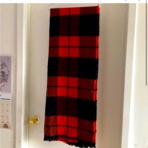 Zara Plaid Fleecy Scarf